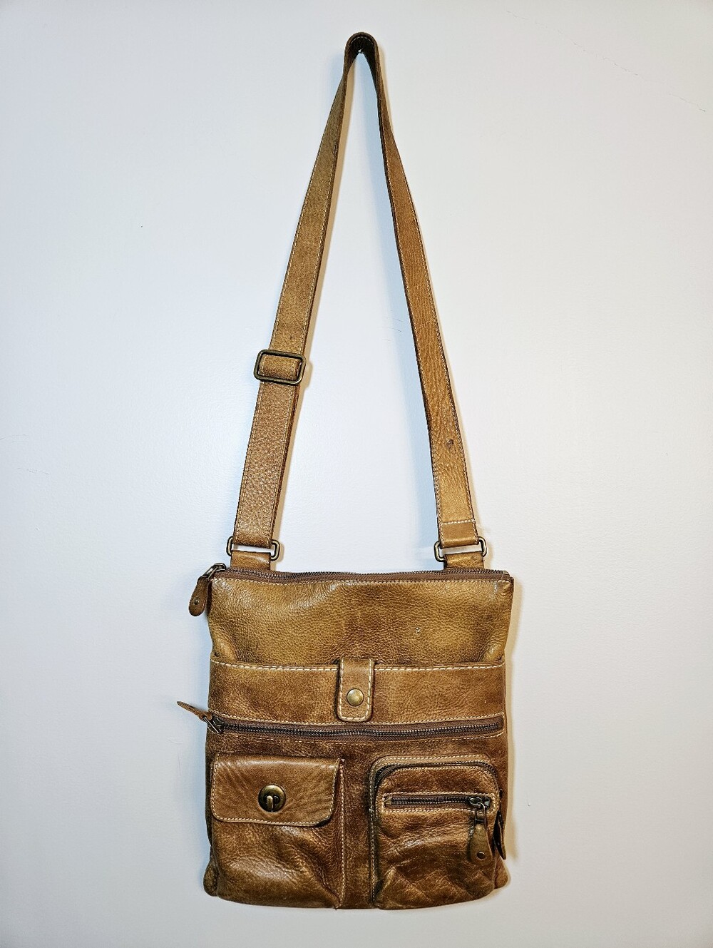 Vintage Roots Brown Leather Crossbody Purse Satchel Multi Pocket